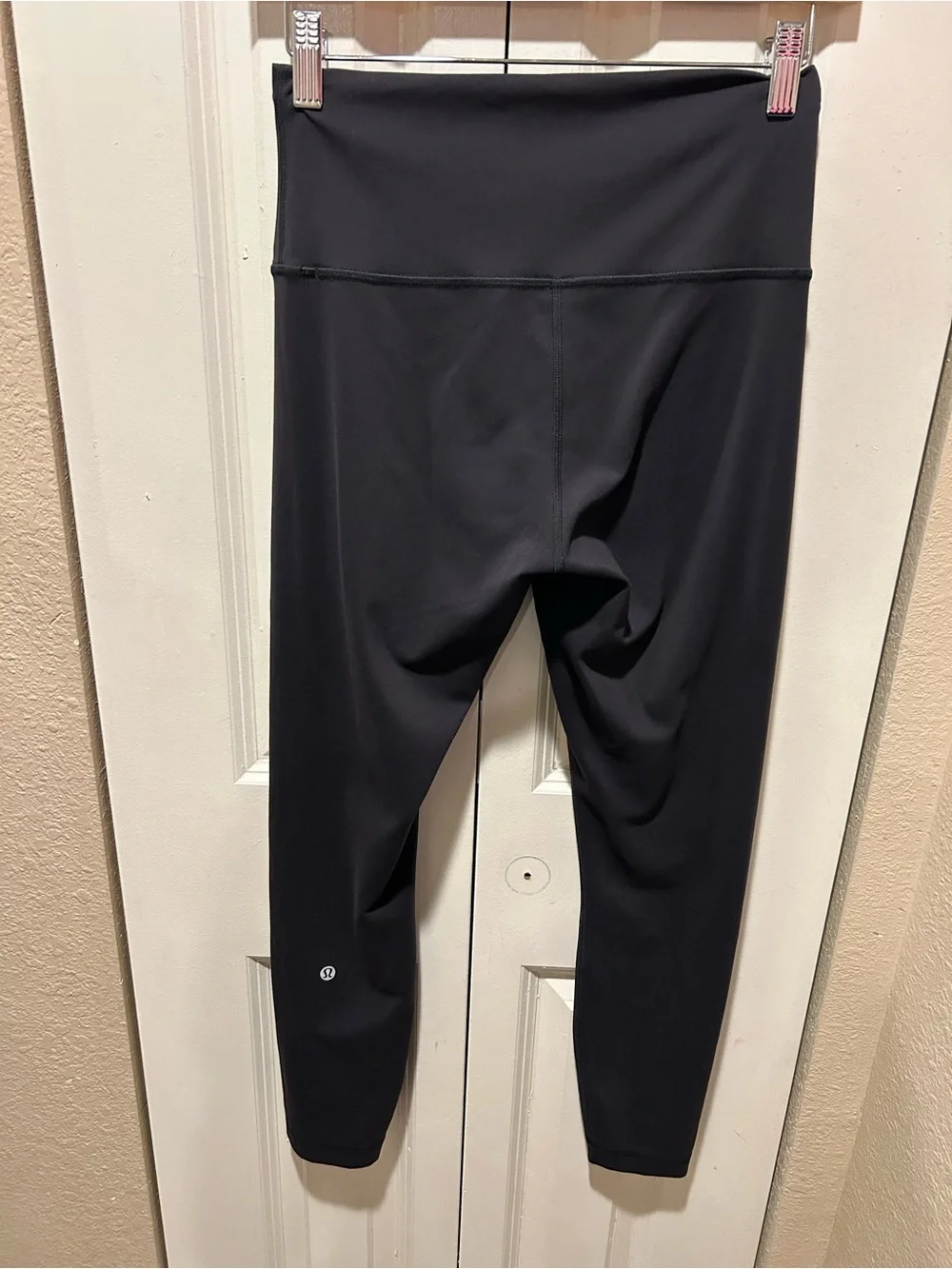 Lululemon Wunder Train High-Rise Tight 25” Black , size 8